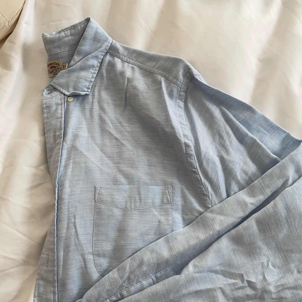 Barely worn Faherty blue button down size XL